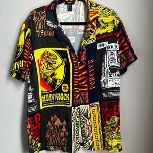 Men’s medium multicolor shirt